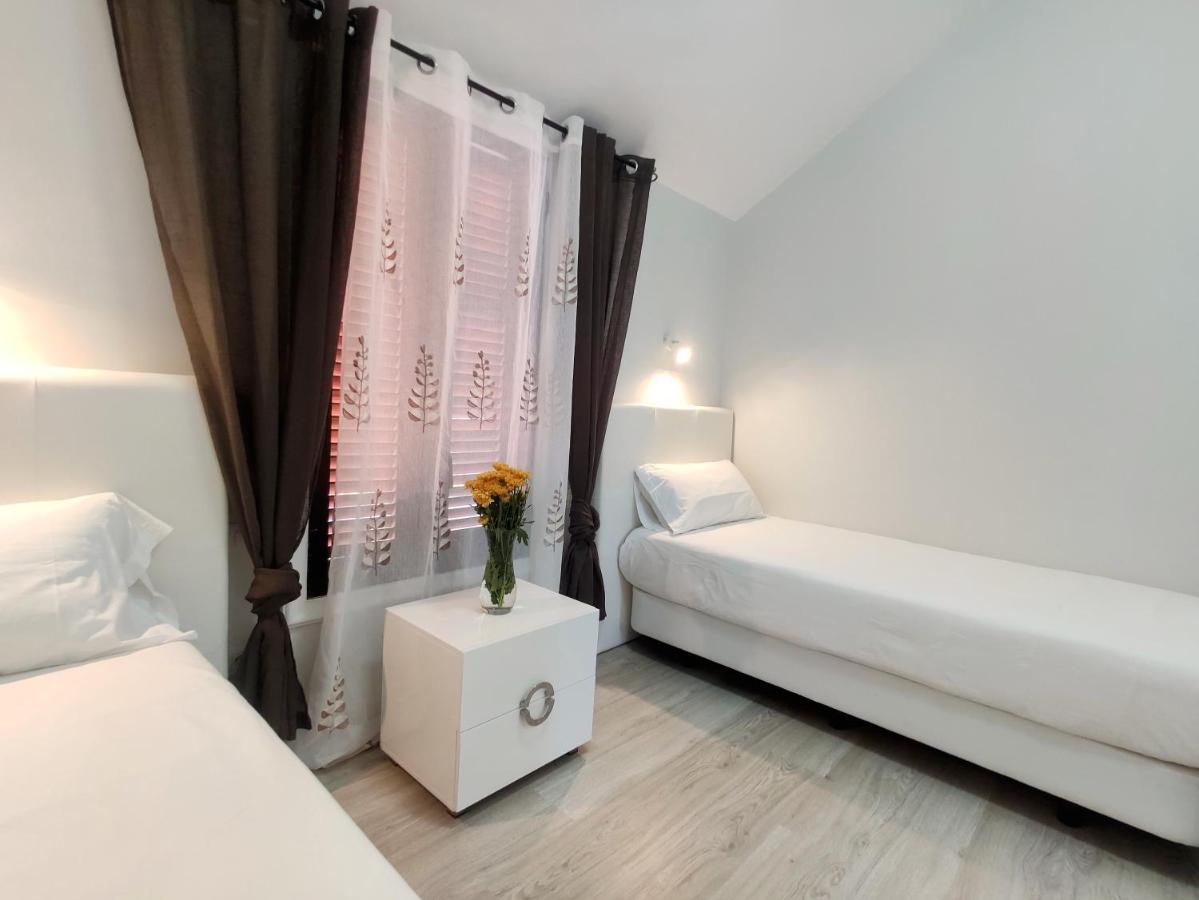 Parque Santiago 2 Ocean View Apartment อาโรนา ภายนอก รูปภาพ